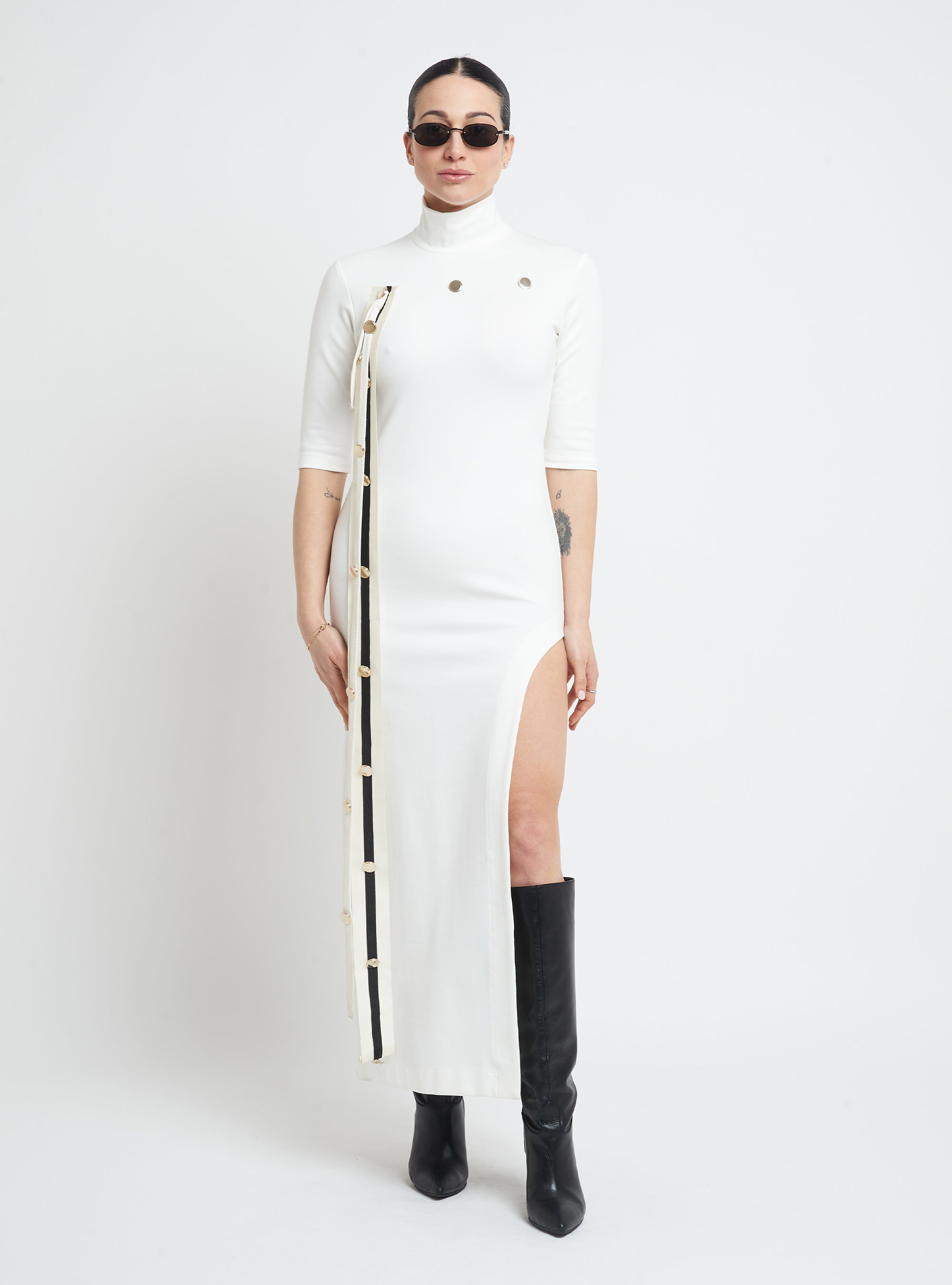 Knitted dress with T-neck